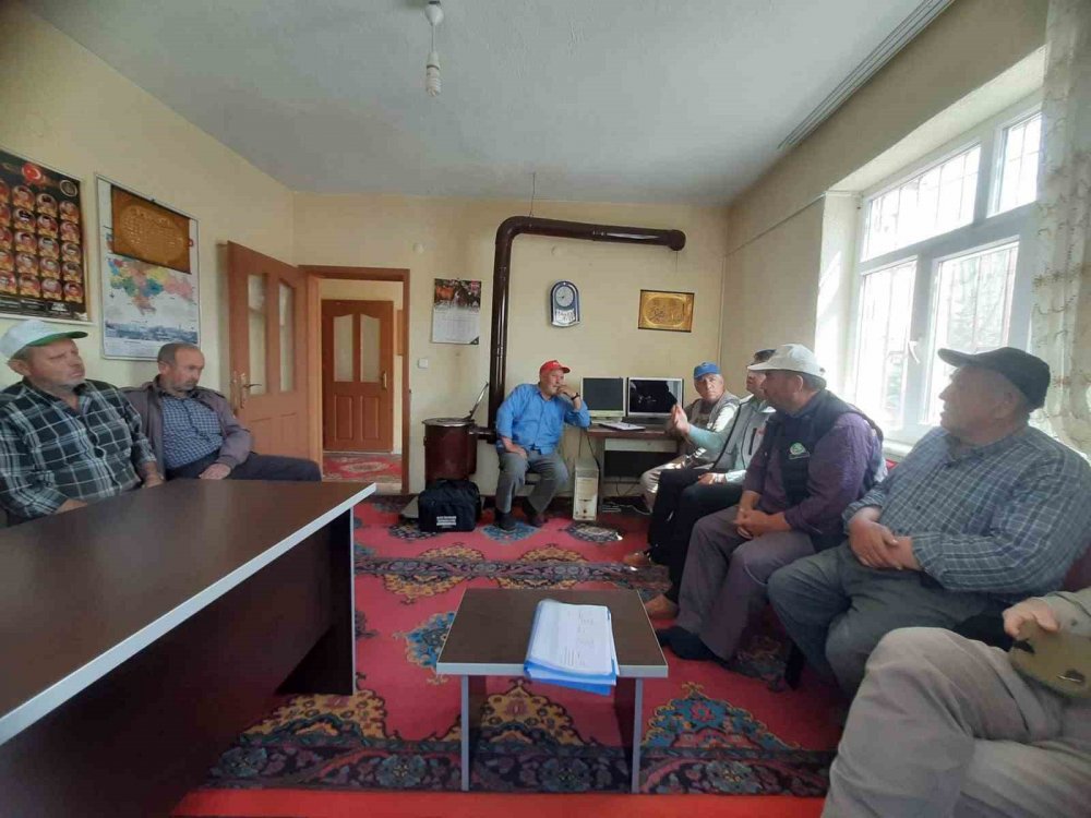 Konyalı çiftçiler için bilgilendirme toplantıları sürüyor
