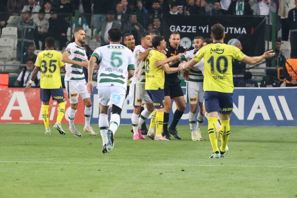 Konyaspor ligde kalıyor diyenler parmak kaldırsın