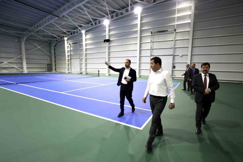 Konya’nın en büyük kapalı tenis kortu 19 Mayıs'ta açılıyor