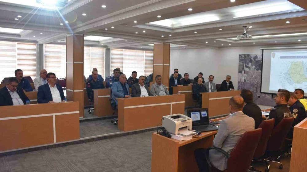 Karapınar'da Trafik Sorunlarına İlişkin İstişare Toplantısı Düzenlendi