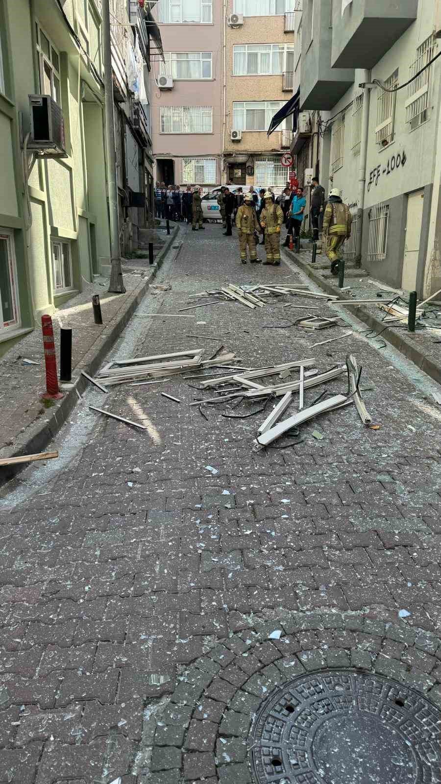 Doğal Gaz Patlaması: 5 Katlı Binada Hasar ve Yaralanma