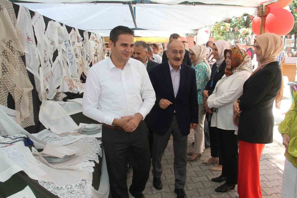 Beyşehir'de Halk Eğitim Merkezi'nin Yılsonu Sergisi Büyük İlgi Gördü