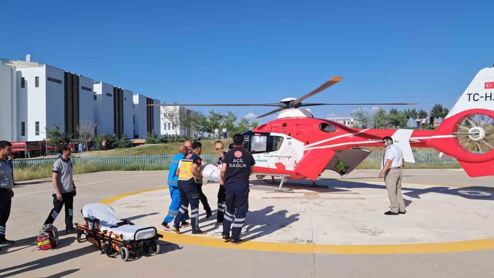 Karaman'da KOAH Hastası Ambulans Helikopter ile Ankara'ya Sevk Edildi