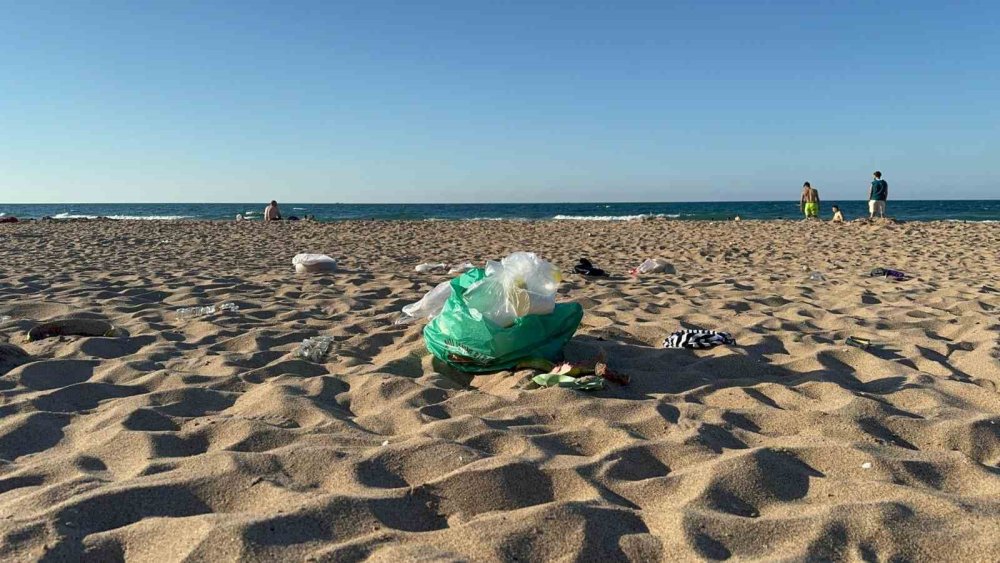 İstanbul'da Deniz Keyfi Tehlikeye Girdi