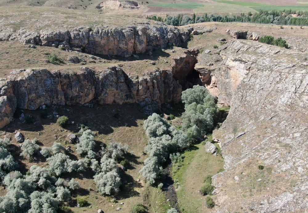 Uyuz hastaları Bakırcıoğlu'nda şifa arıyor