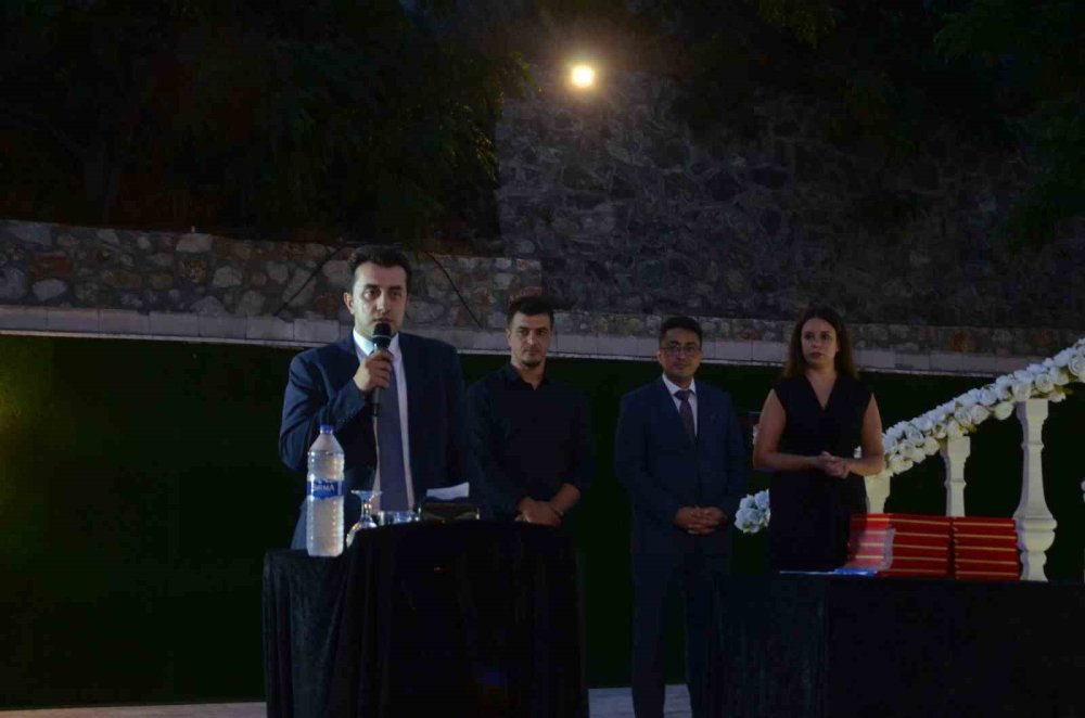 Hakim ve savcılar böyle uğurlandı