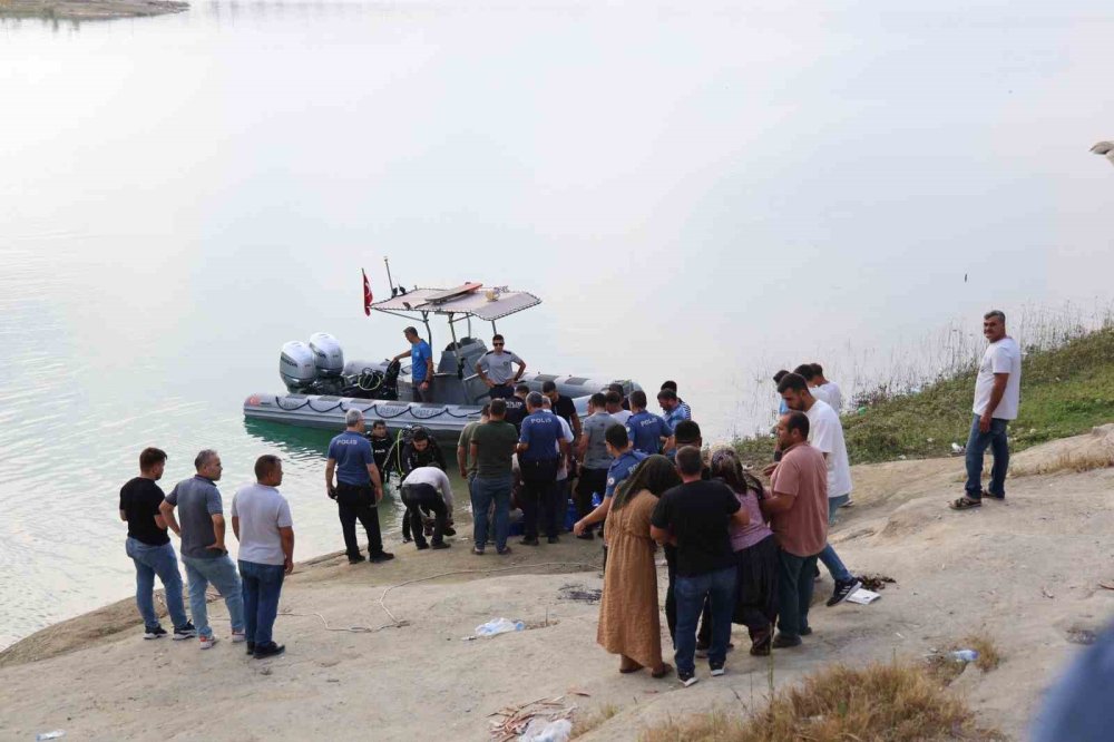 Sıcaklardan bunalıp girdiği göl 19 yaşındaki Muharrem'in sonu oldu