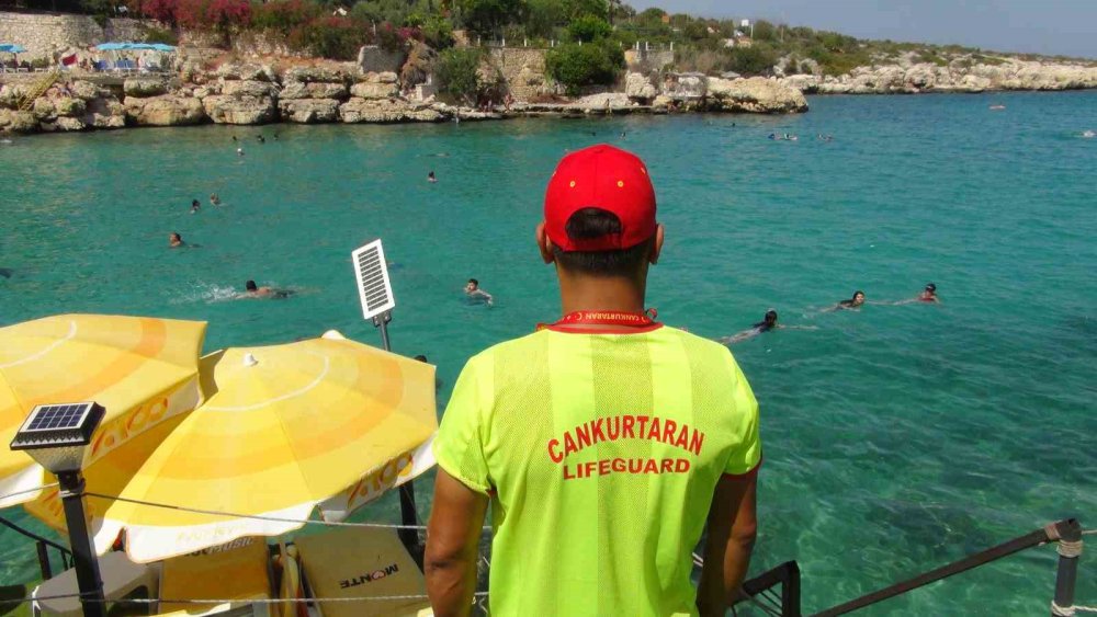 Avrupa Kupası ve Aşırı Sıcaklar Turizmi Vurdu