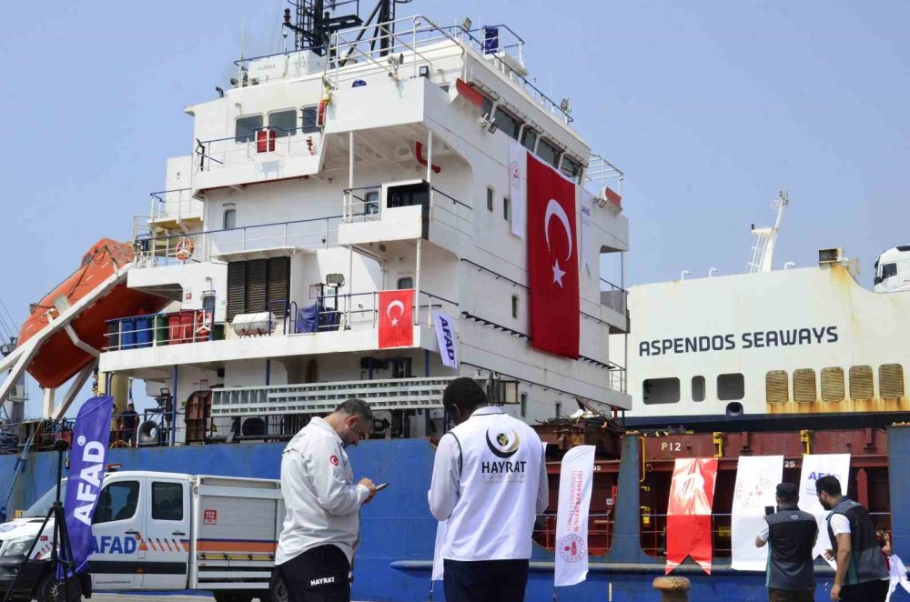 Sudan'a Yardım Eli: Türkiye'den 2 Bin 408 Ton Yardım Malzemesi Gönderildi