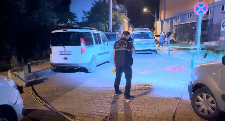 Bursa'da eşkiya sokağa indi! 2 amcaoğlu cinayete karışıp kaçtı, yakalandı ve tutuklandı
