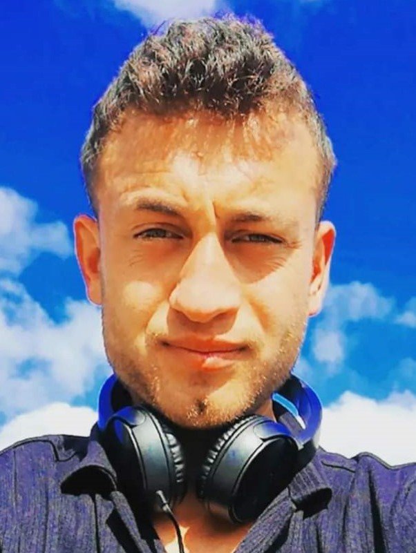 Hüseyin 400 metre uzakta bulundu! Trafik canavarıyla yarışıyor!