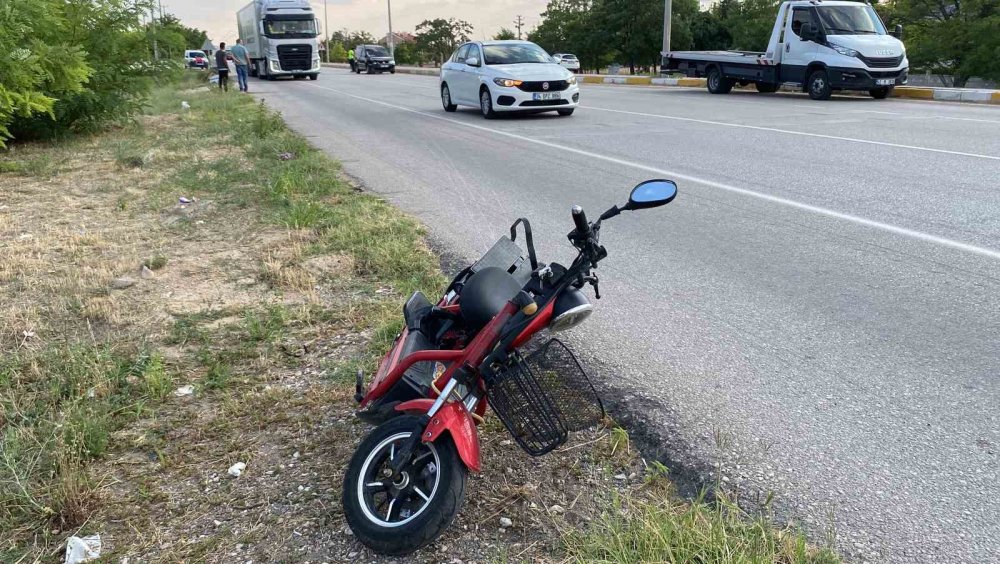 Kulu'da Trafik Kazası: Elektrikli Bisiklet Sürücüsü Hayatını Kaybetti