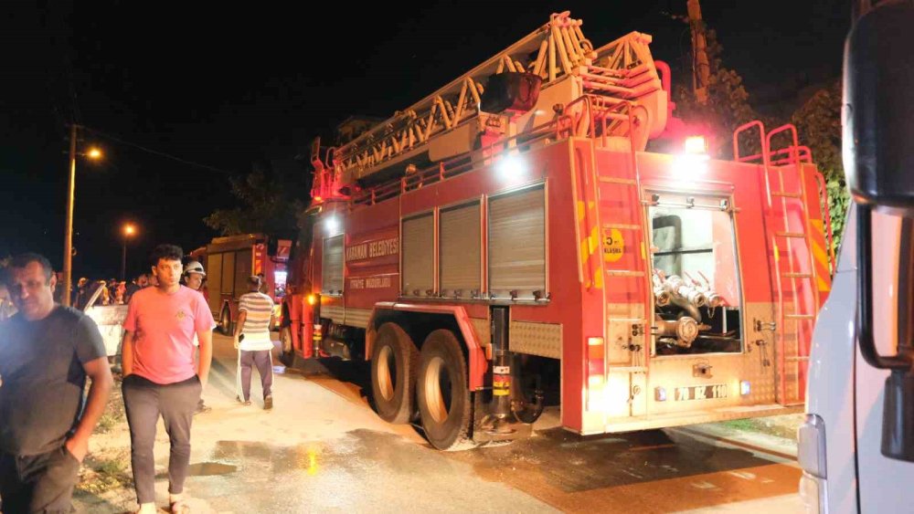 İtfaiye erinden cesur müdahale: Yangının büyümesini önledi