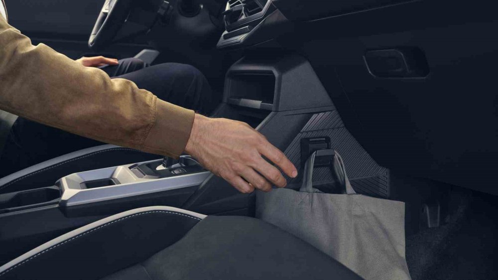 Yeni Renault Duster Satışa Sunuldu: 2024 Modelinin Özellikleri ve Motor Seçenekleri