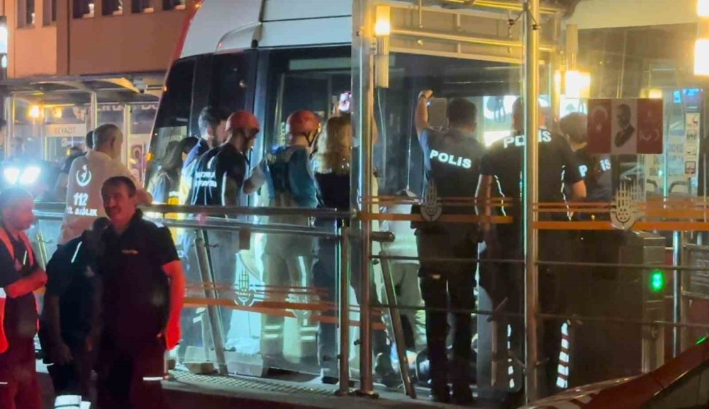 Tramvay Faciası: Dengesini Kaybeden Adam Hayatını Kaybetti