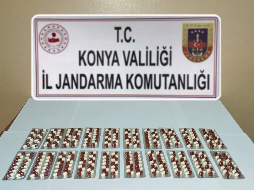 Kendi tarlasını ihbar etti: Konya’da jandarmadan uyuşturucu operasyonu