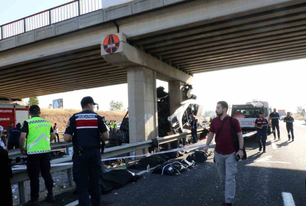 Polatlı'daki otobüs kazasının görgü tanığı o anları anlattı: Kornaya bastık ama duymadı