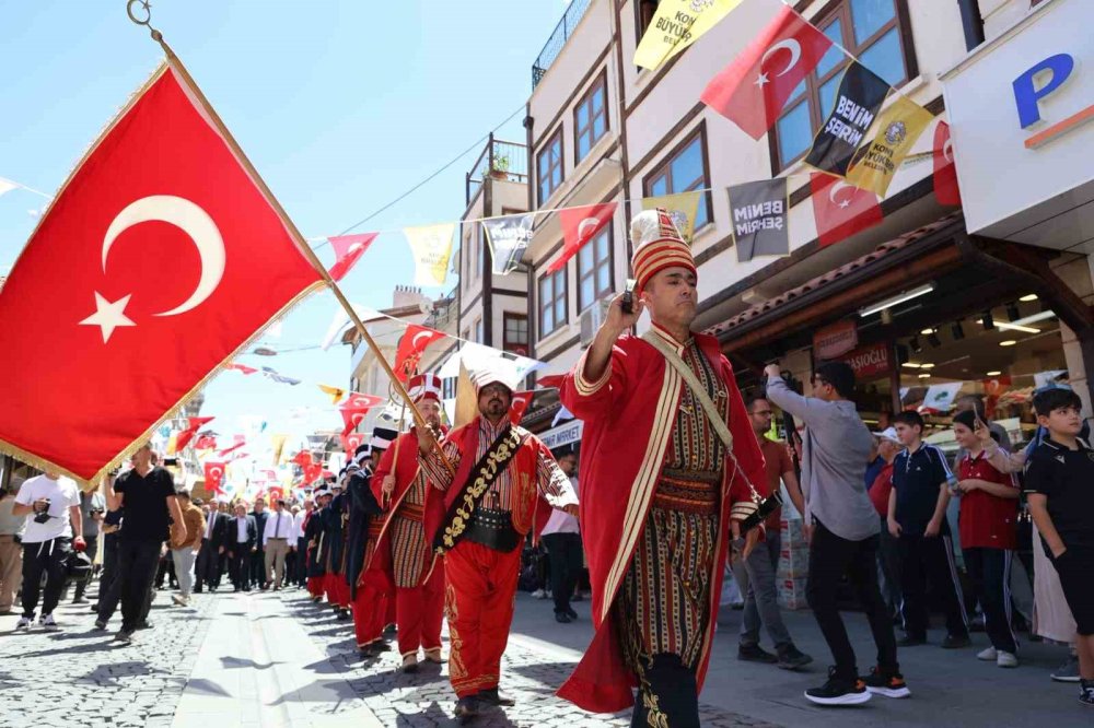 Konya'da 3. Tarihi Bedesten Alışveriş Günleri Başladı