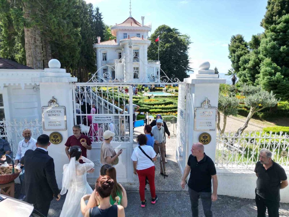 Atatürk Köşkü düğün fotoğraflarının gözdesi oldu