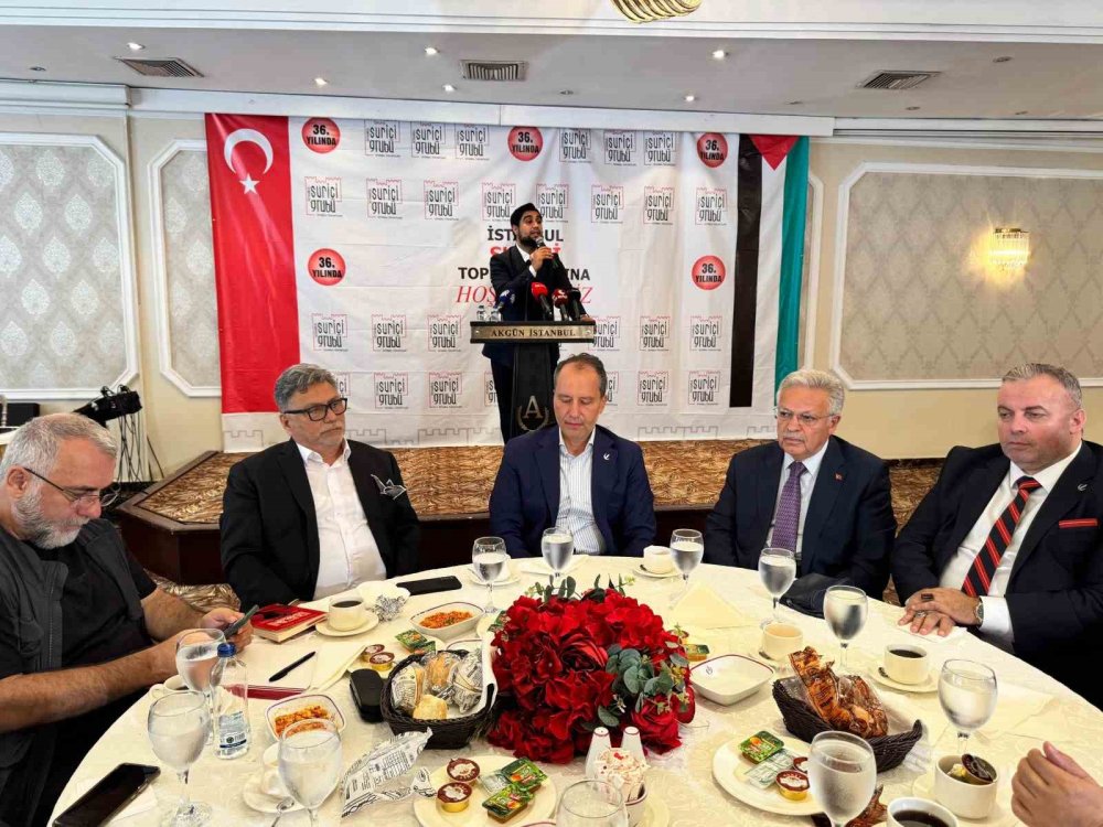 Fatih Erbakan: Türkiye’nin İslam alemine öncülük etmesi lazım