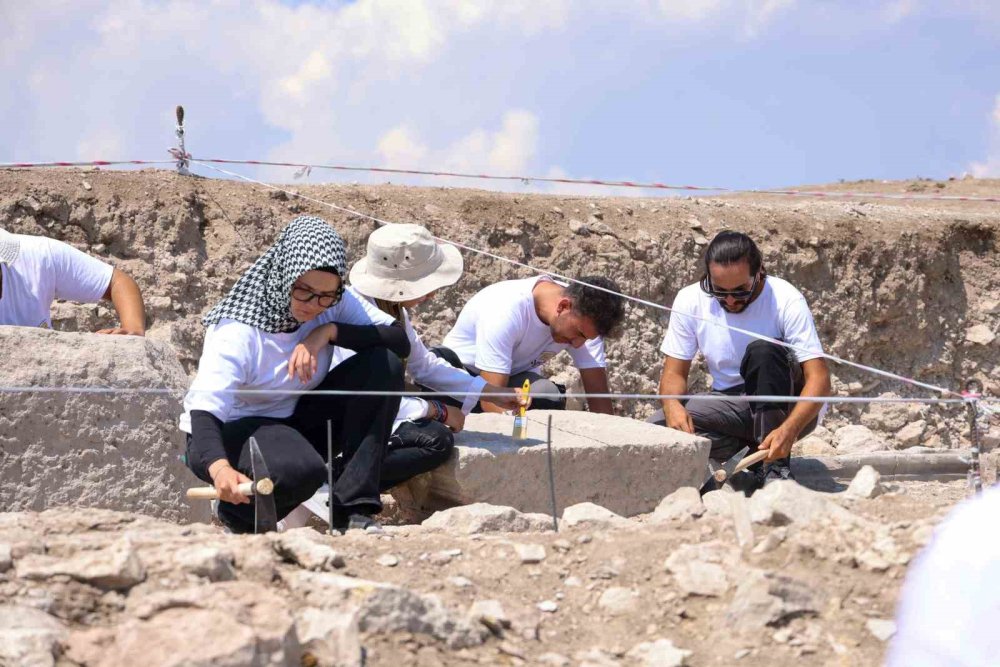 Lystra Antik Kenti'nde Kazı Çalışmaları Başladı: Konya'nın Tarihi ve Turizmi Canlanıyor