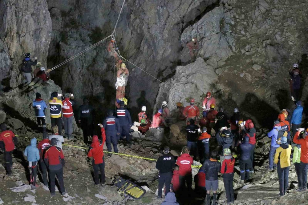 Morca Mağarası'nda Hayat Kurtarma Operasyonu