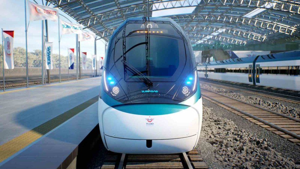 Türkiye'nin Milli Hızlı Treni 2025'te Raylara İnecek