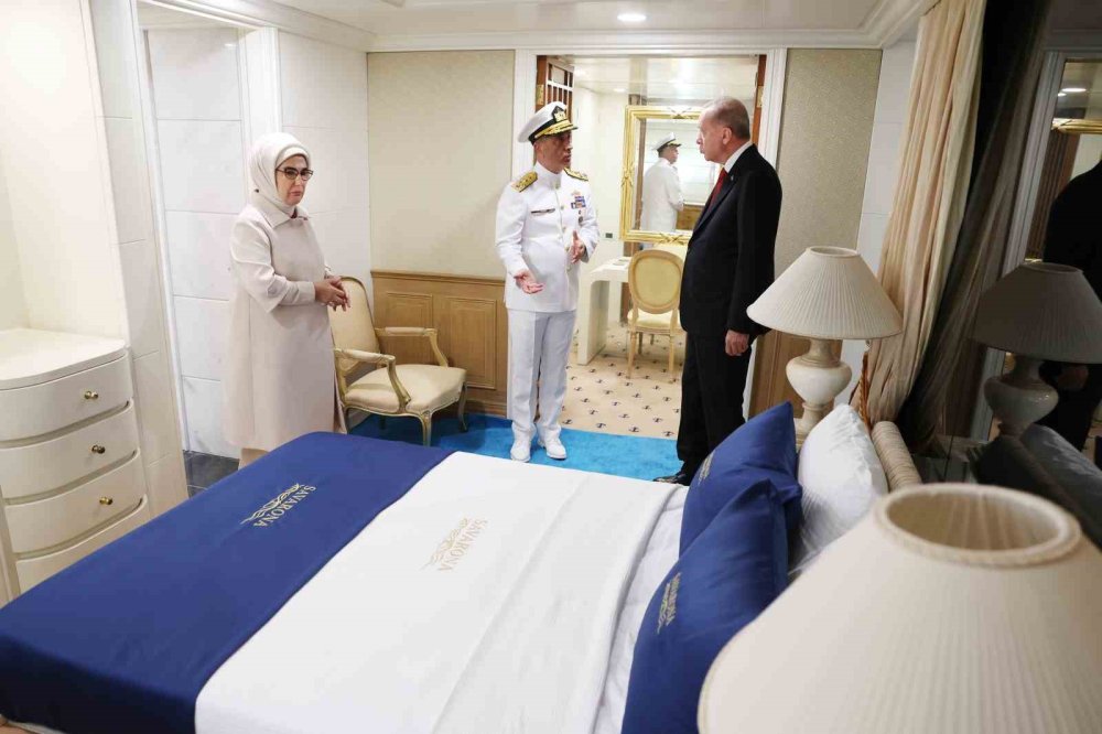 Cumhurbaşkanı Erdoğan Savarona'da