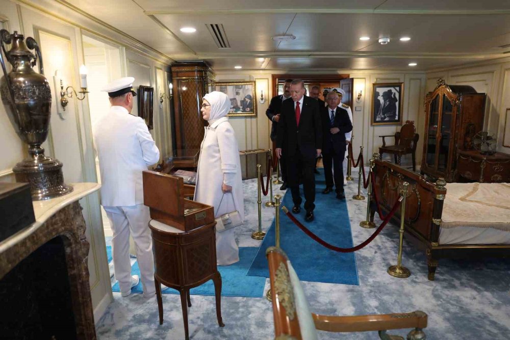 Cumhurbaşkanı Erdoğan Savarona'da