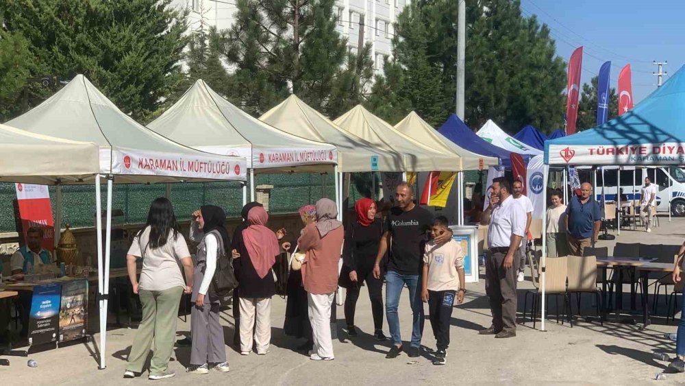 Öğrenciler ve Aileleri Karaman'da Yoğunluk Oluşturdu