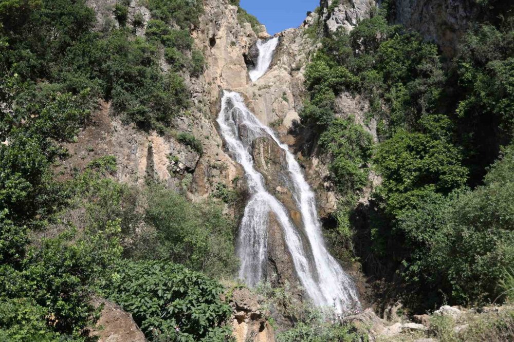 Maden Patlaması Dekuk Şelalesine Zarar Verdi: Faaliyetler Durduruldu