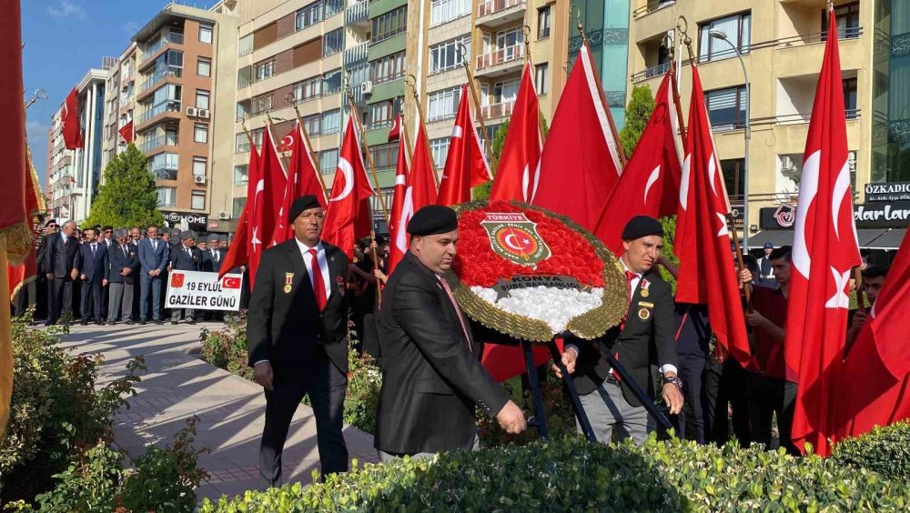 Konya’da 19 Eylül Gaziler Günü Töreni ve Şehitlik Ziyareti