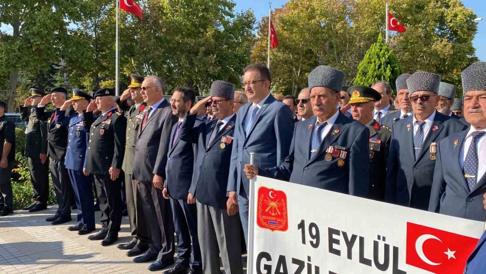 Konya’da 19 Eylül Gaziler Günü Töreni ve Şehitlik Ziyareti