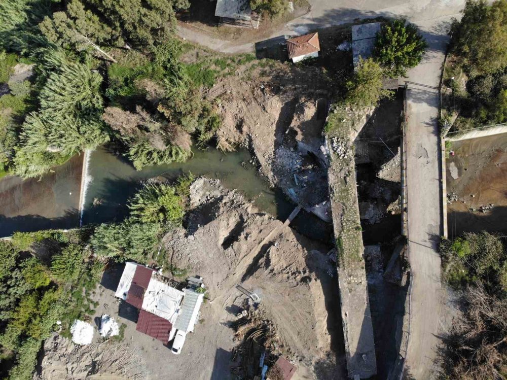 İpekyolu Köprüsü'nde Restorasyon Çalışmaları Başladı