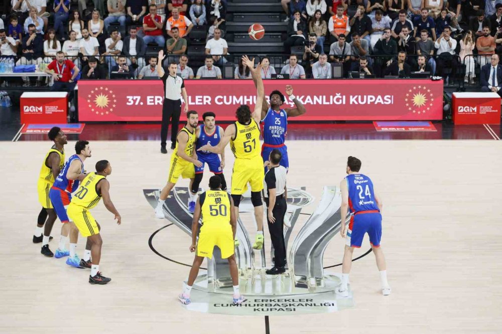 Cumhurbaşkanlığı Kupası’nda A. Efes şampiyonluğa ulaştı