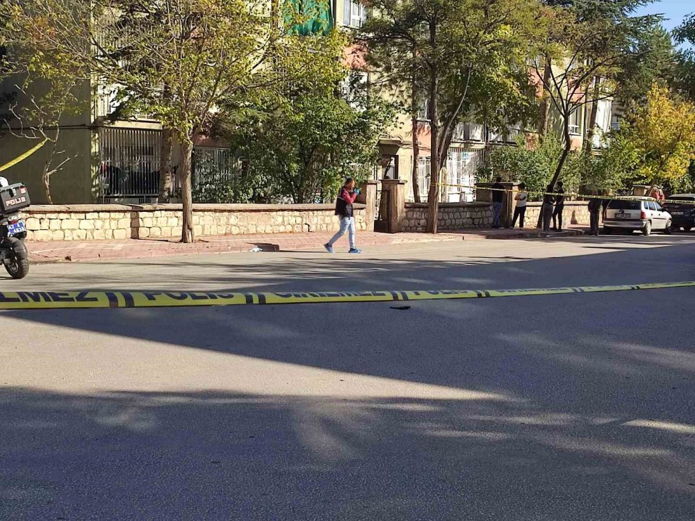 Aile Tartışması Kanlı Bitti: Eniştesini Silahla Ağır Yaraladı