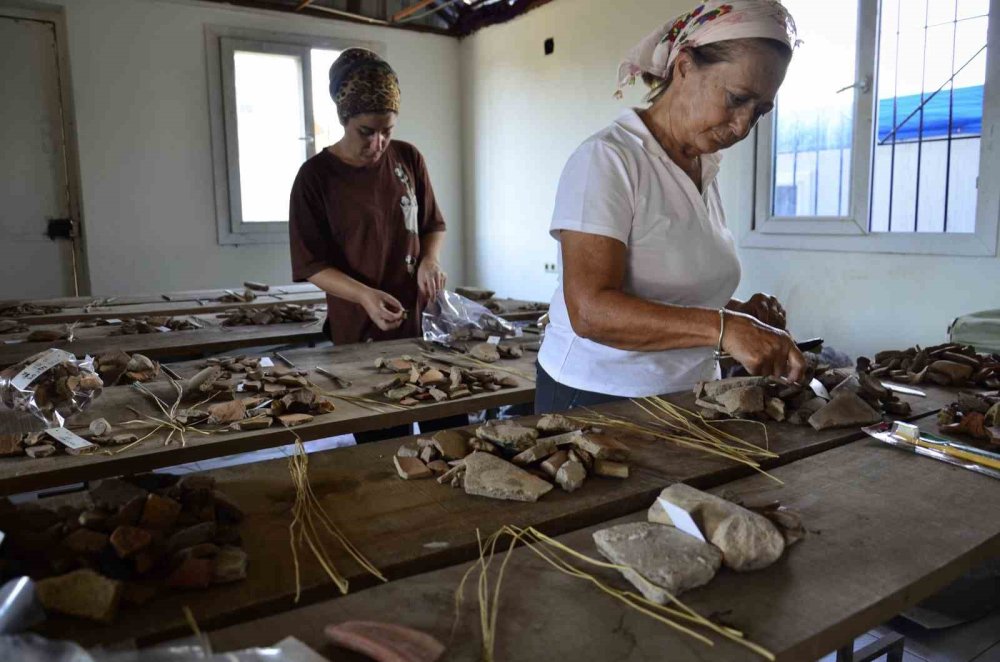 9 Bin Yıllık Yumuktepe Höyüğü'nde Kazı Çalışmaları Sona Erdi