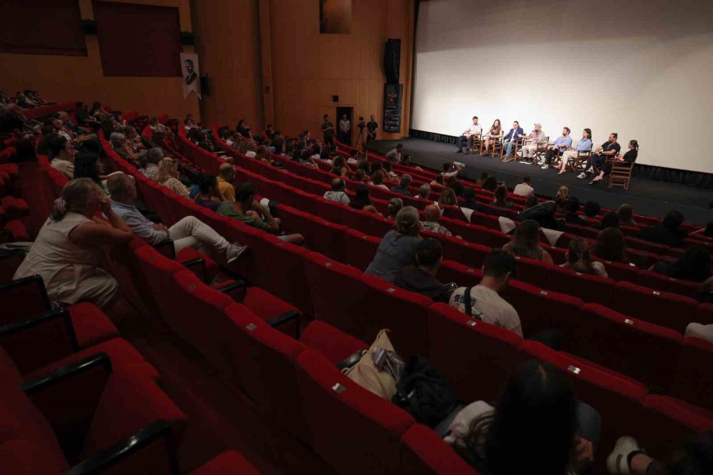 Galata Filmi, 61. Antalya Altın Portakal Film Festivali'nde Prömiyerini Yaptı