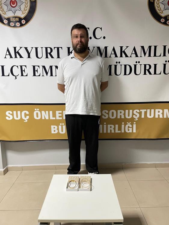 Vatandaşı dolandıran sahte avukat yakalandı