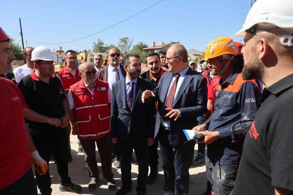 Konya'da 5.5 Büyüklüğünde Deprem Tatbikatı Gerçekleştirildi