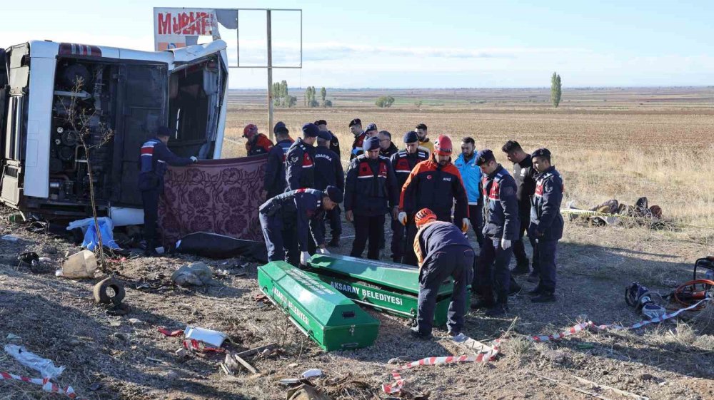 Otobüs kazası sonrası şoför konuştu: Sabah güneşi gözümü aldı