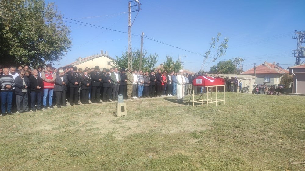 Karakol Komutanı Ali Durgut Akşehir'de son yolculuğuna uğurlandı