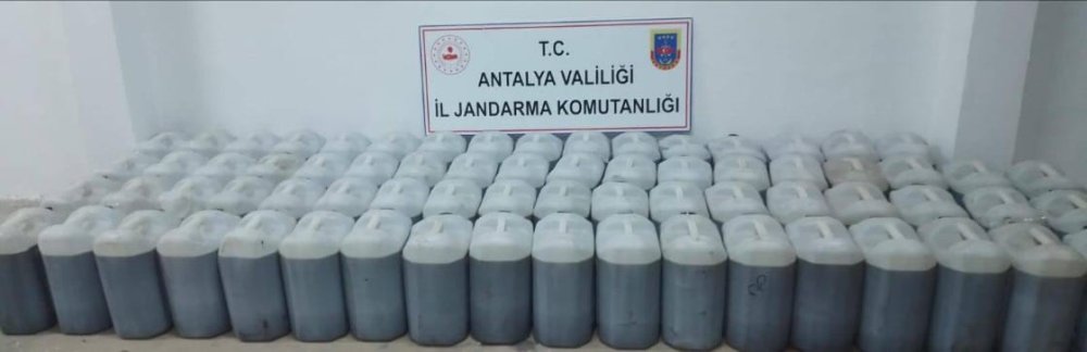 2 Milyon TL Değerinde 6 Bin Litre Sahte Zeytinyağı Ele Geçirildi