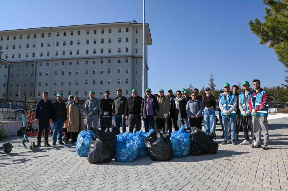 Selçuklu Belediyesi’nden Çevre Duyarlılığı İçin Akademi Mahallesi’nde Örnek Etkinlik