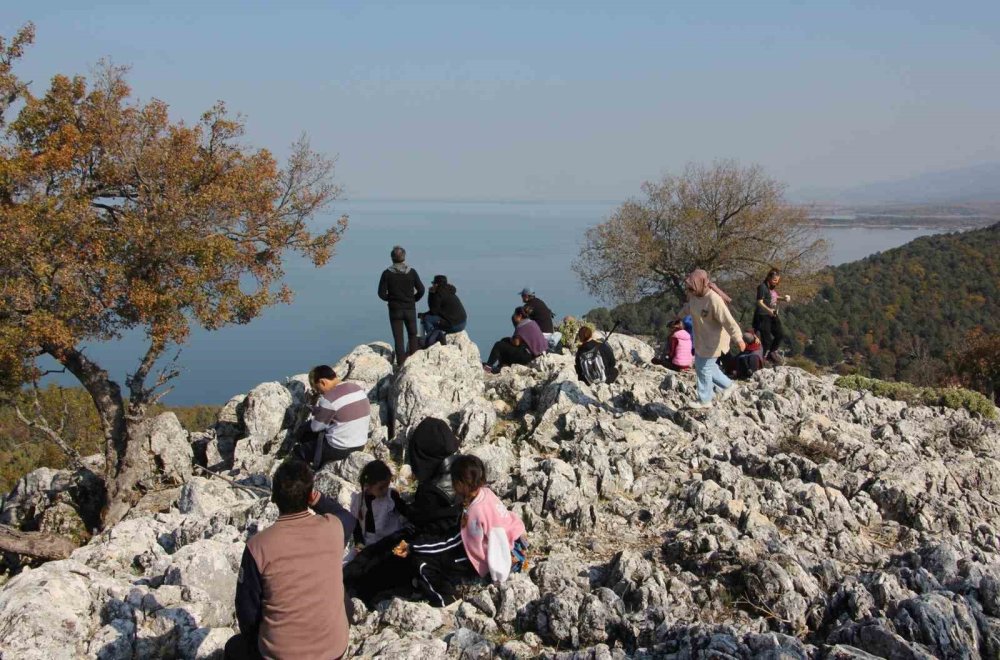 Tatlı suların ikinci büyük adası Hacıakif, doğa tutkunlarının ilgi odağı oldu