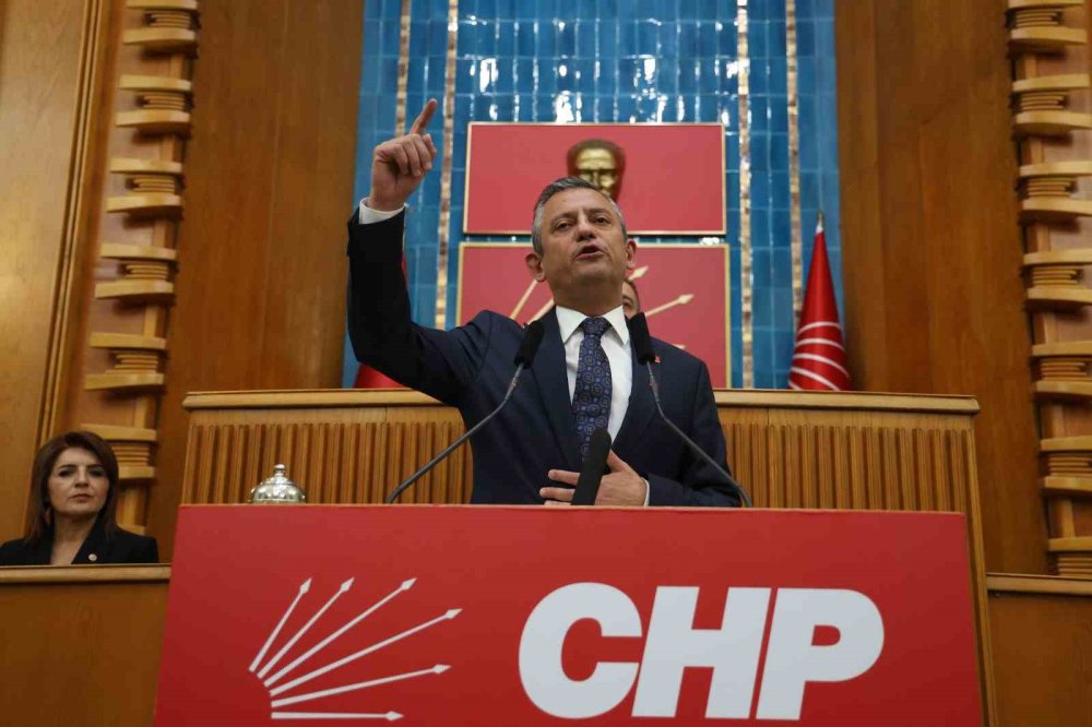 CHP Genel Başkanı Özel'den asgari ücret çıkışı