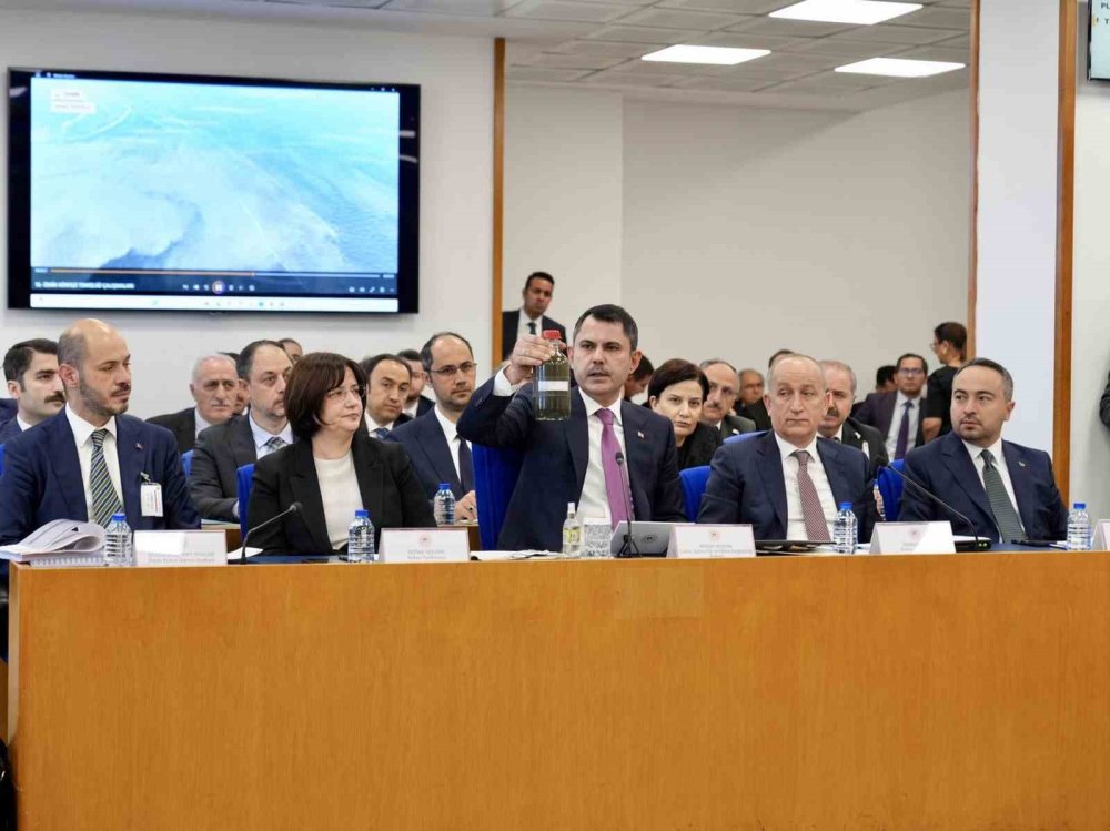 Bakan Kurum'dan körfez açıklaması: Bir zahmet temizlenecek