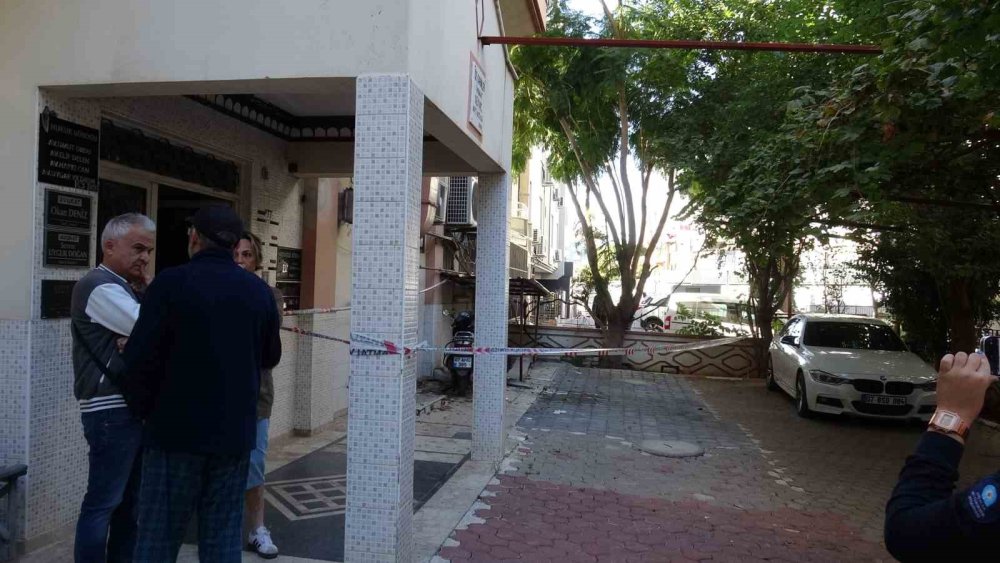 Bir faciada Antalya'dan: Gaz sıkışması bomba gibi patladı