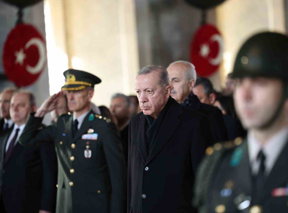 Devlet erkanı Ata’nın huzurunda