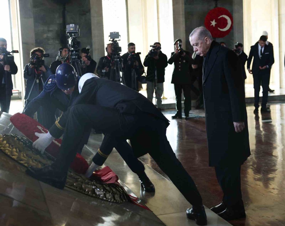 Devlet erkanı Ata’nın huzurunda